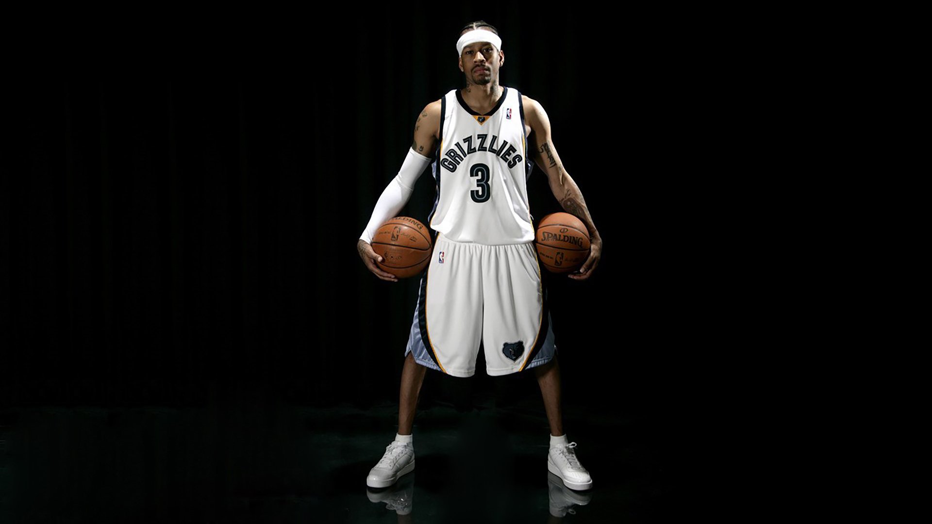 教练团队更新助力男队转型，教练带队